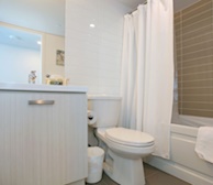 Master Bathroom Soaker Tub Fully Furnished Apartment Suite - Midtown Toronto