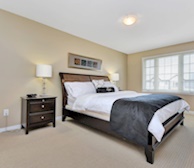 243 Arrita - Master Bedroom Queen Mattress Fully Furnished Apartment Suite Kanata