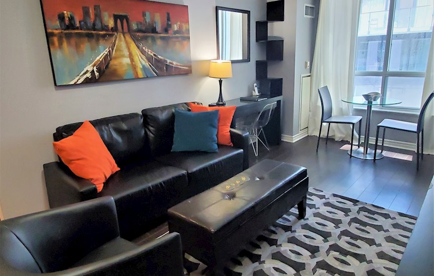 Living Room Free WiFi Fully Furnished Apartment Suite Downtown Toronto