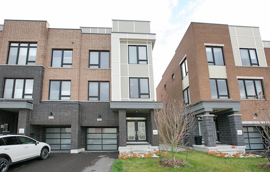 Exterior In Suite Laundry Furnished Apartment Suite Maple