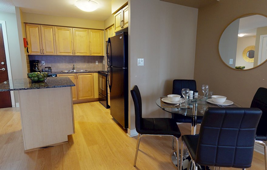 Kitchen Fully Equipped Five Appliances Mississauga