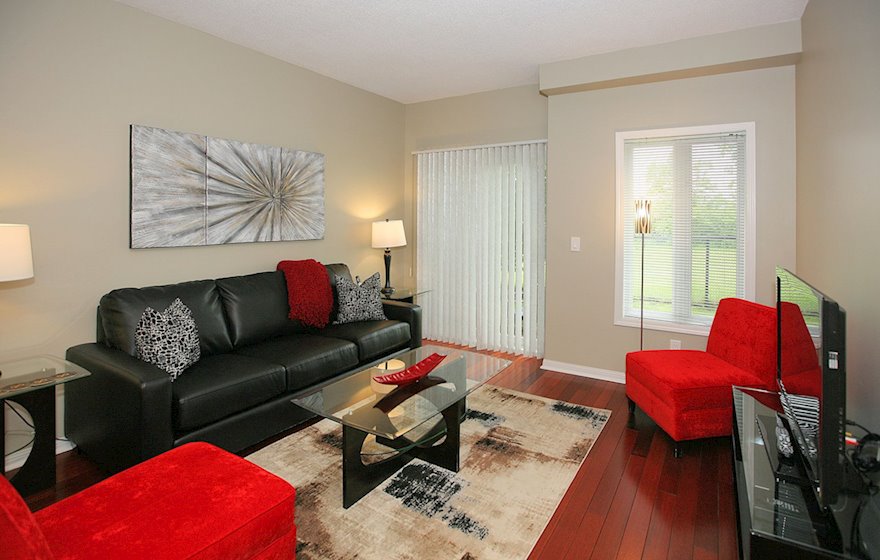 Living Room Free WiFi Fully Furnished Apartment Suite Markham