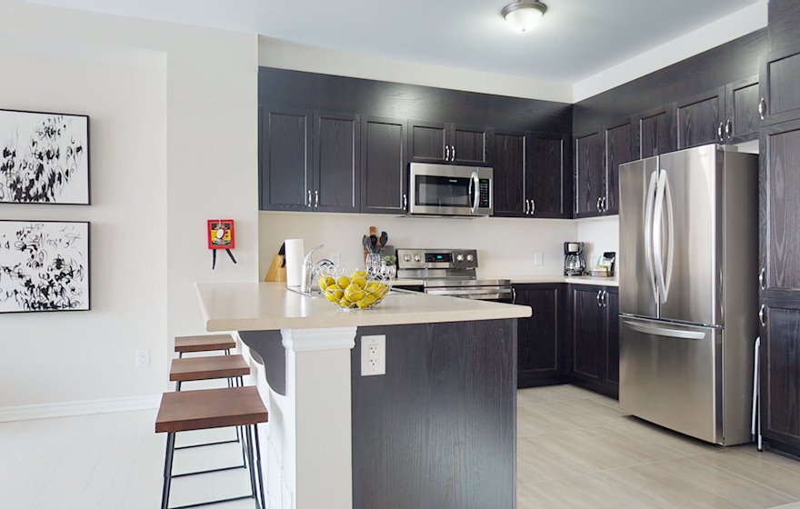 Kitchen Fully Equipped Five Appliances Stainless Steel Ottawa