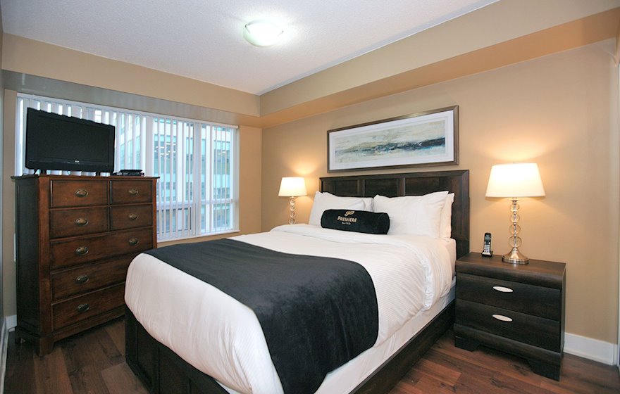 Master Bedroom Queen Mattress Fully Furnished Apartment Suite Toronto