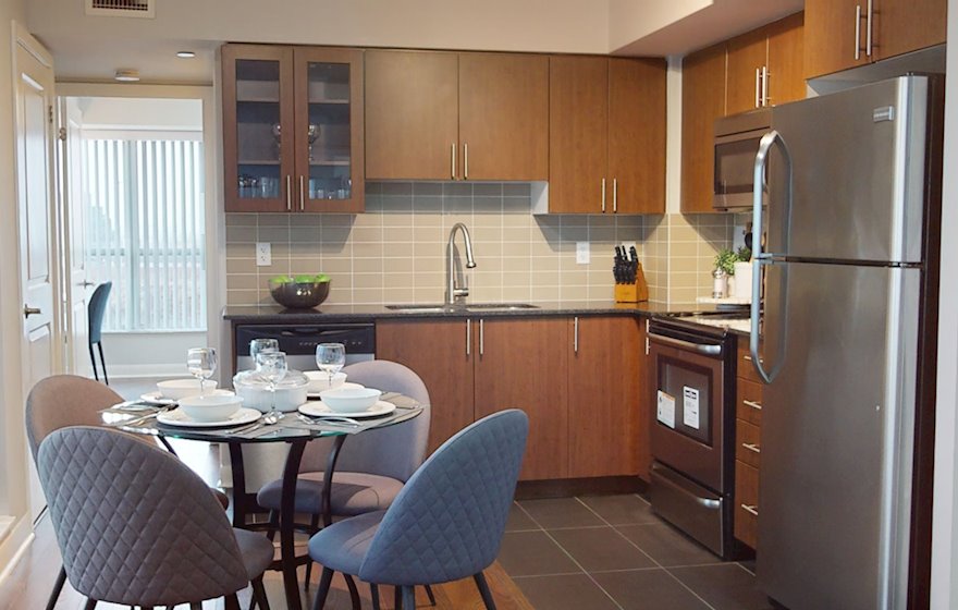 Kitchen Fully Equipped Five Appliances Stainless Steel Markham