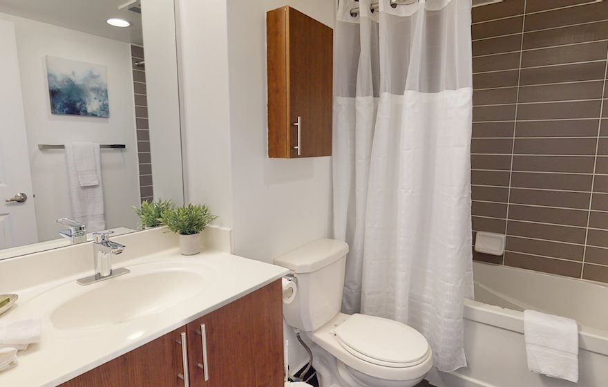 Second Bathroom 3 Piece Fully Furnished Apartment Suite Markham