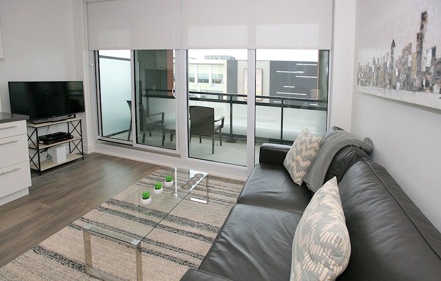 Living Room Free WiFi Fully Furnished Apartment Suite Markham